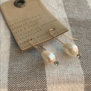 Anthropologie Jewelry - Mackenzie drop pearl earrings Anthropologie Jewelry - Mackenzie drop pearl earrings